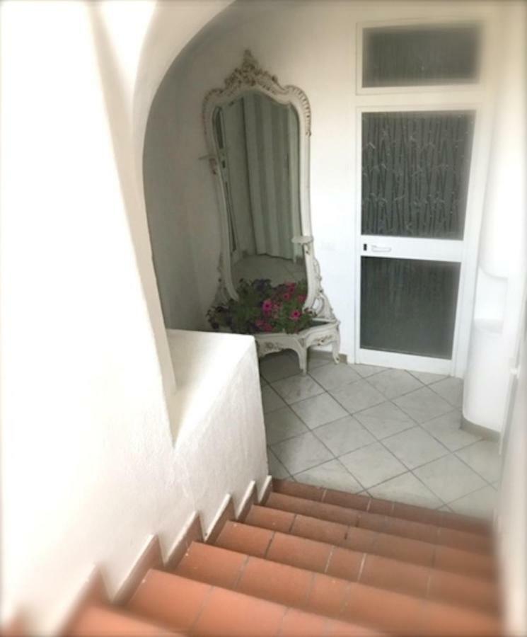 Pied A Terre Sul Porto Ischia